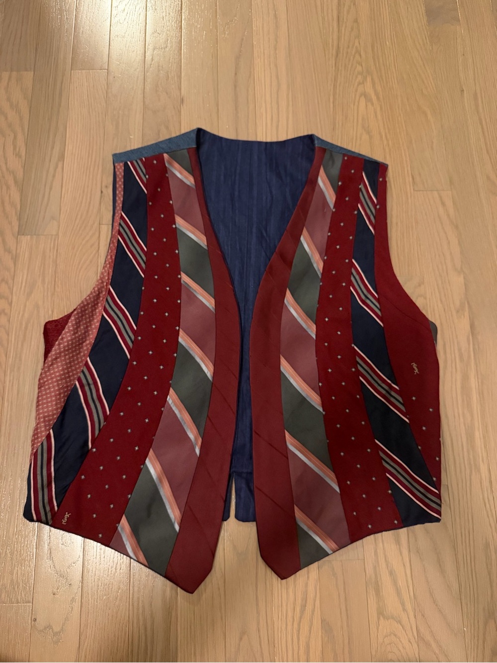 assorted tie vest